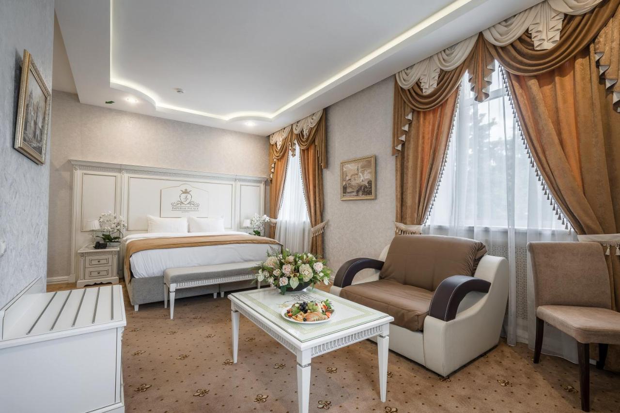 Imperial Palace Hotel Minsk Eksteriør billede