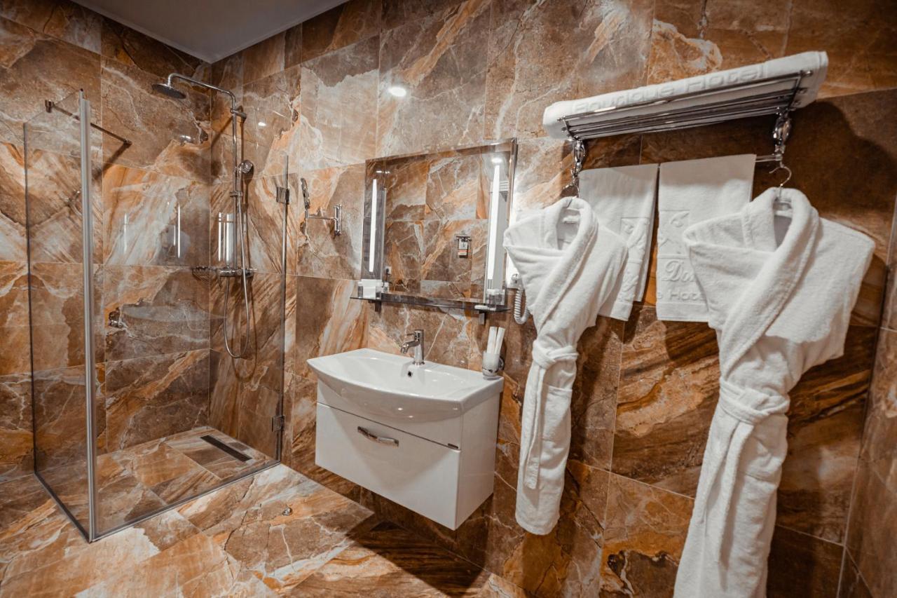 Imperial Palace Hotel Minsk Eksteriør billede