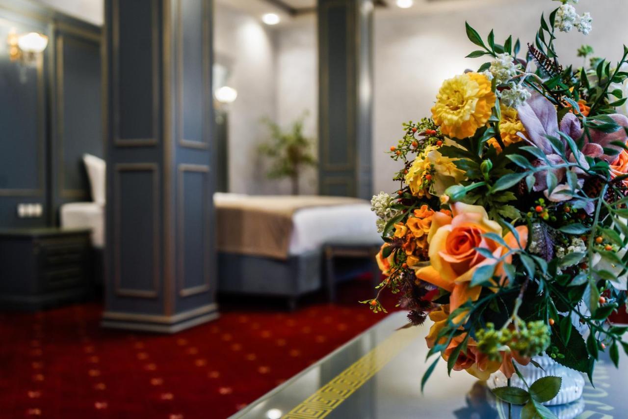 Imperial Palace Hotel Minsk Eksteriør billede