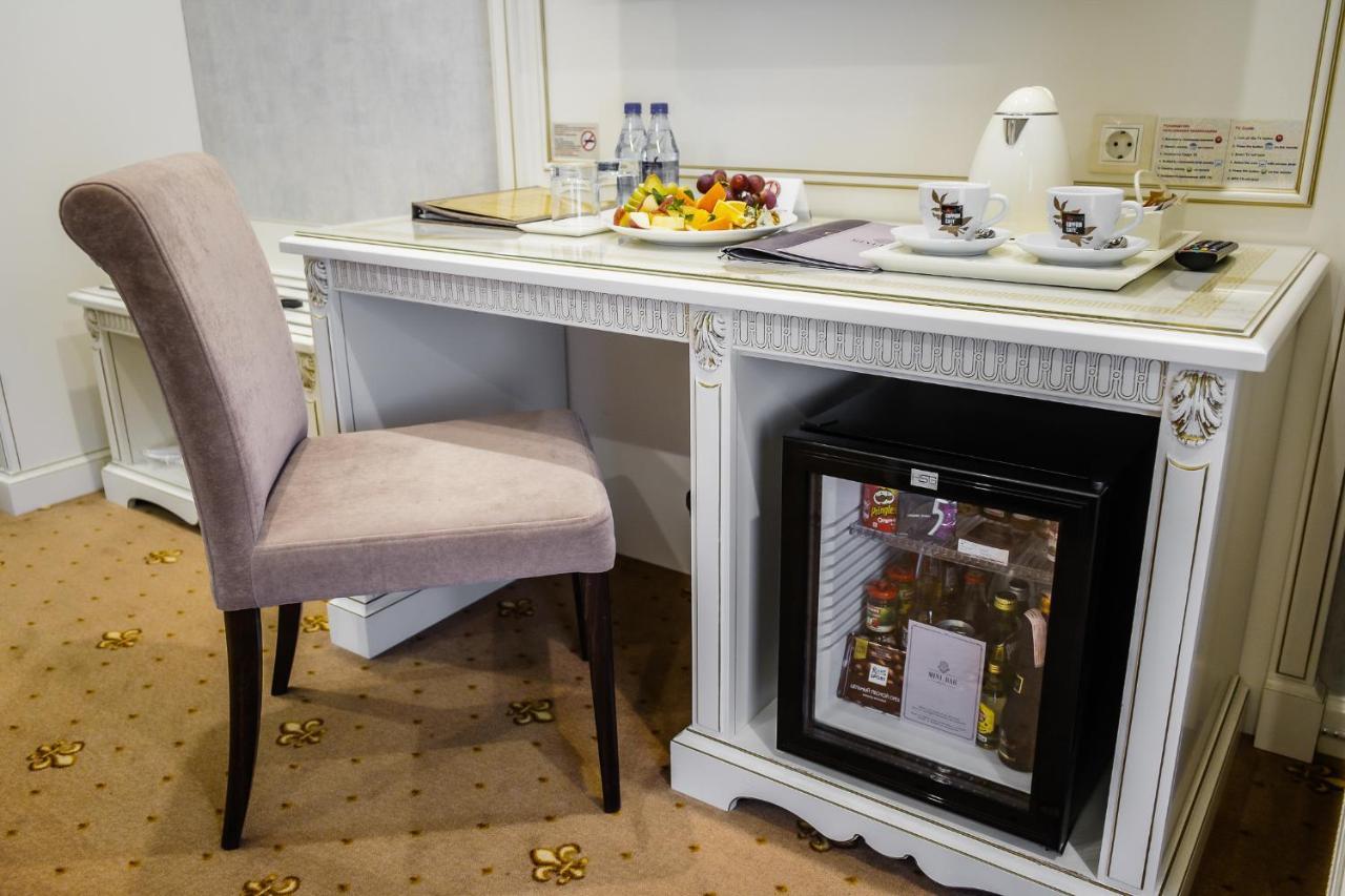 Imperial Palace Hotel Minsk Eksteriør billede